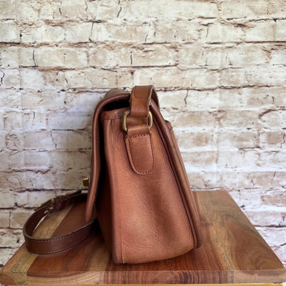 Vintage Coach City Bag 9790 British Tan Leather Purse Crossbody Bag Made in USA - Picture 2 of 13